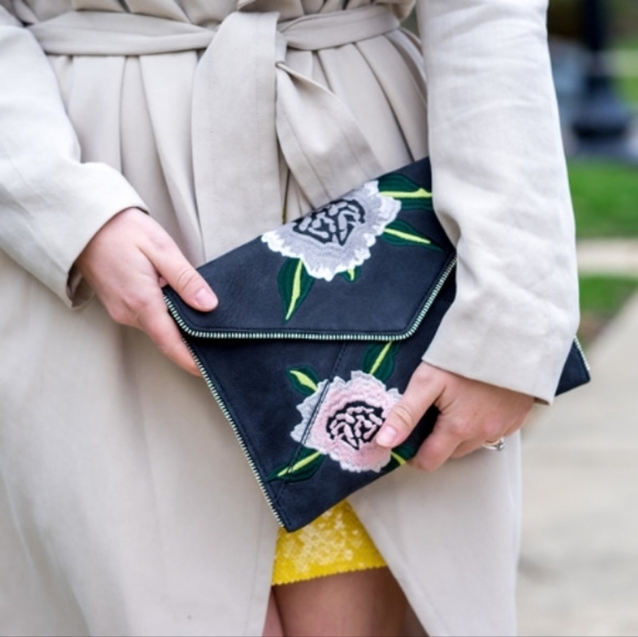 Rebecca Minkoff Embroidered Flowers Leo Nubuck Leather Envelope Clutch Zipper - Picture 1 of 2